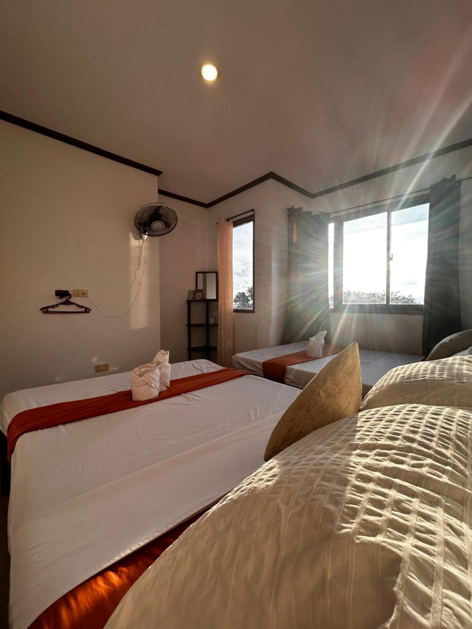 Brenmariel Tourist Inn Ел Нидо Екстериор снимка